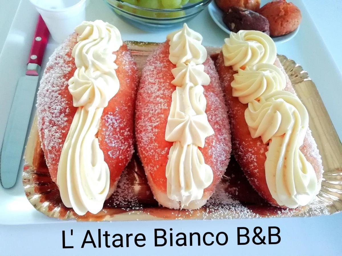 ויאסטה B&B L'Altare Bianco מראה חיצוני תמונה